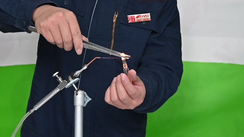【經(jīng)驗(yàn)教程】如何使用氫氧焰熔封機(jī)熔封安瓿瓶？